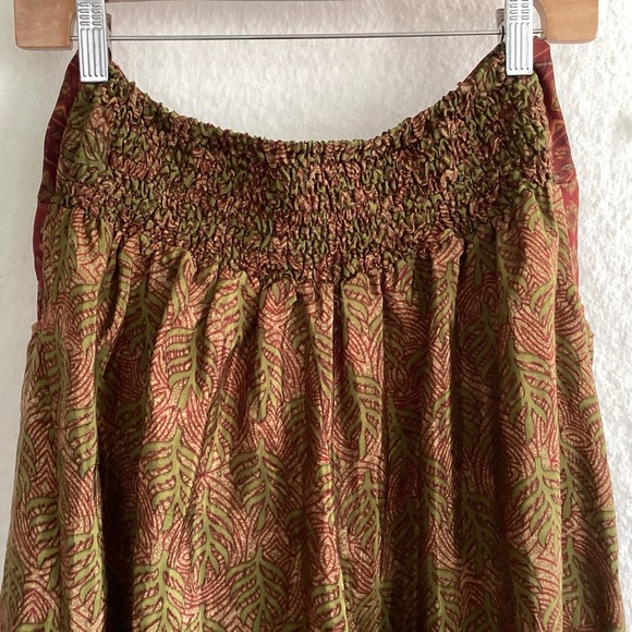 Boho Flowy Wide Leg Elasticized Wide Waistband With Pockets Dharma Imports M/L - Picture 5 of 5
